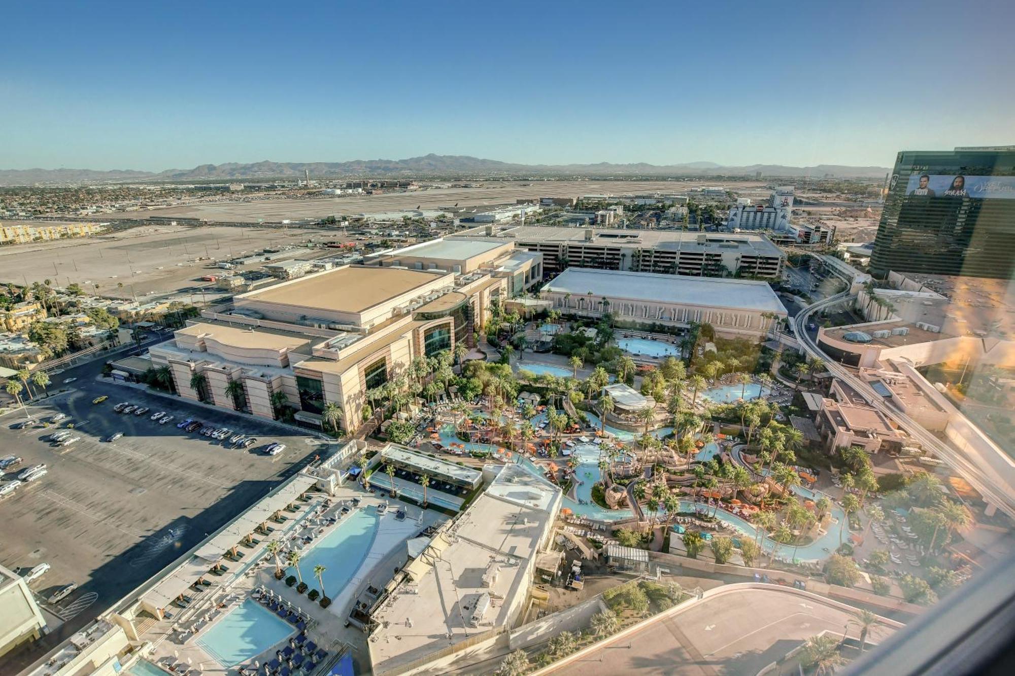 לאס וגאס Classic Suite Mgm Signature 25Th Flr Pool View מראה חיצוני תמונה
